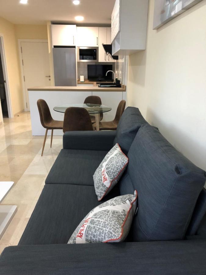 Moderno Apartamento En Primera Linea Paseo Maritimo فوينخيرولا المظهر الخارجي الصورة