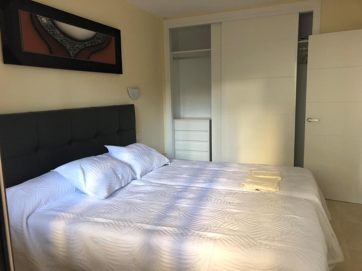 Moderno Apartamento En Primera Linea Paseo Maritimo فوينخيرولا المظهر الخارجي الصورة