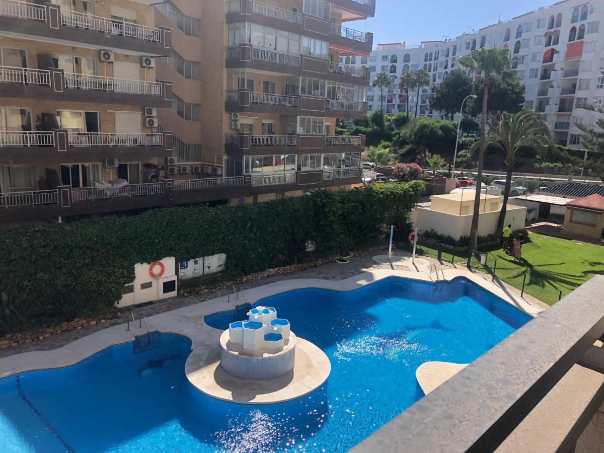 Moderno Apartamento En Primera Linea Paseo Maritimo فوينخيرولا المظهر الخارجي الصورة