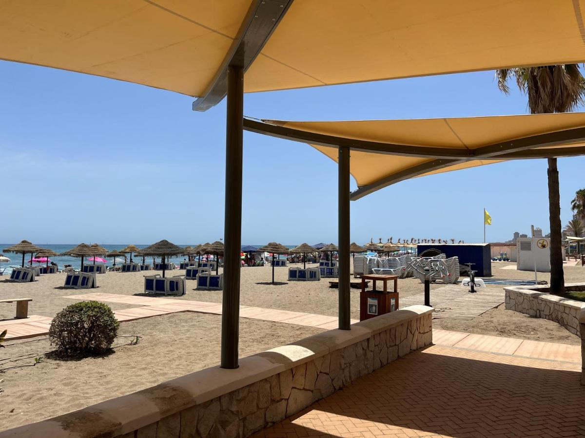 Moderno Apartamento En Primera Linea Paseo Maritimo فوينخيرولا المظهر الخارجي الصورة