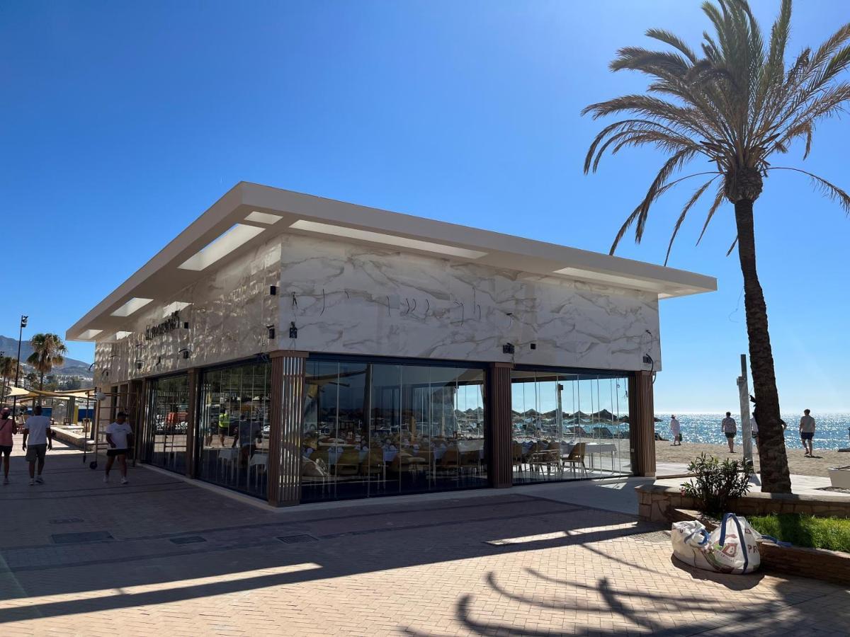 Moderno Apartamento En Primera Linea Paseo Maritimo فوينخيرولا المظهر الخارجي الصورة